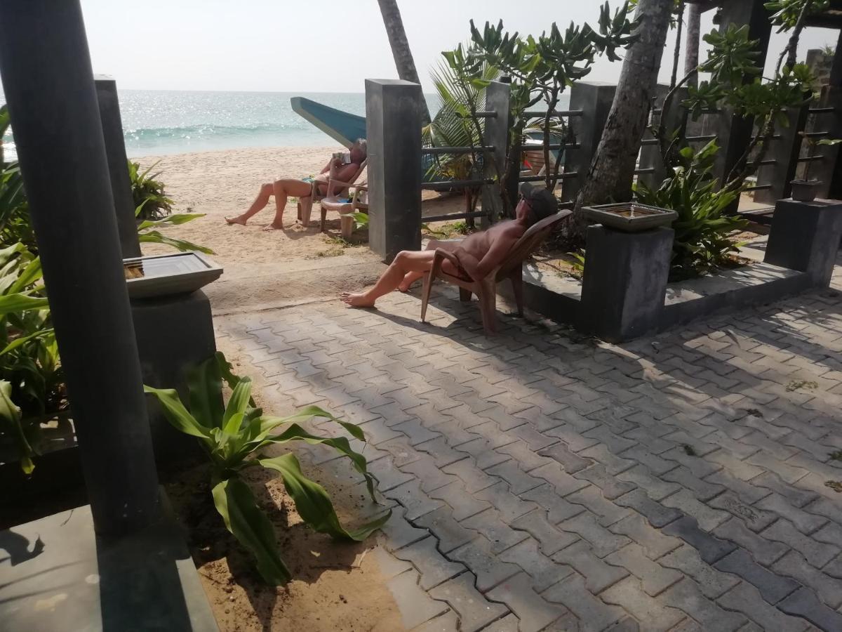 Rainbow Beach Resort Ambalangoda  Exteriör bild
